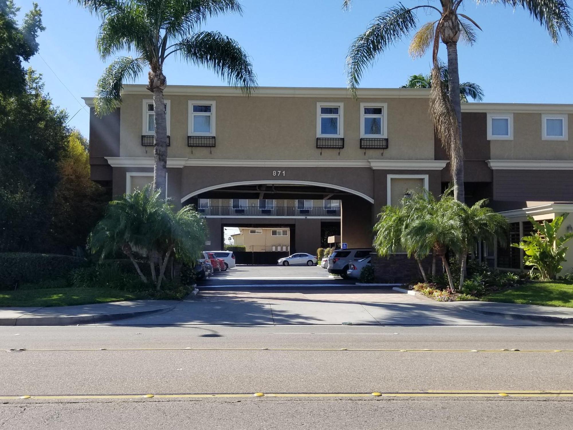 Quality Inn & Suites Anaheim Maingate Exterior foto