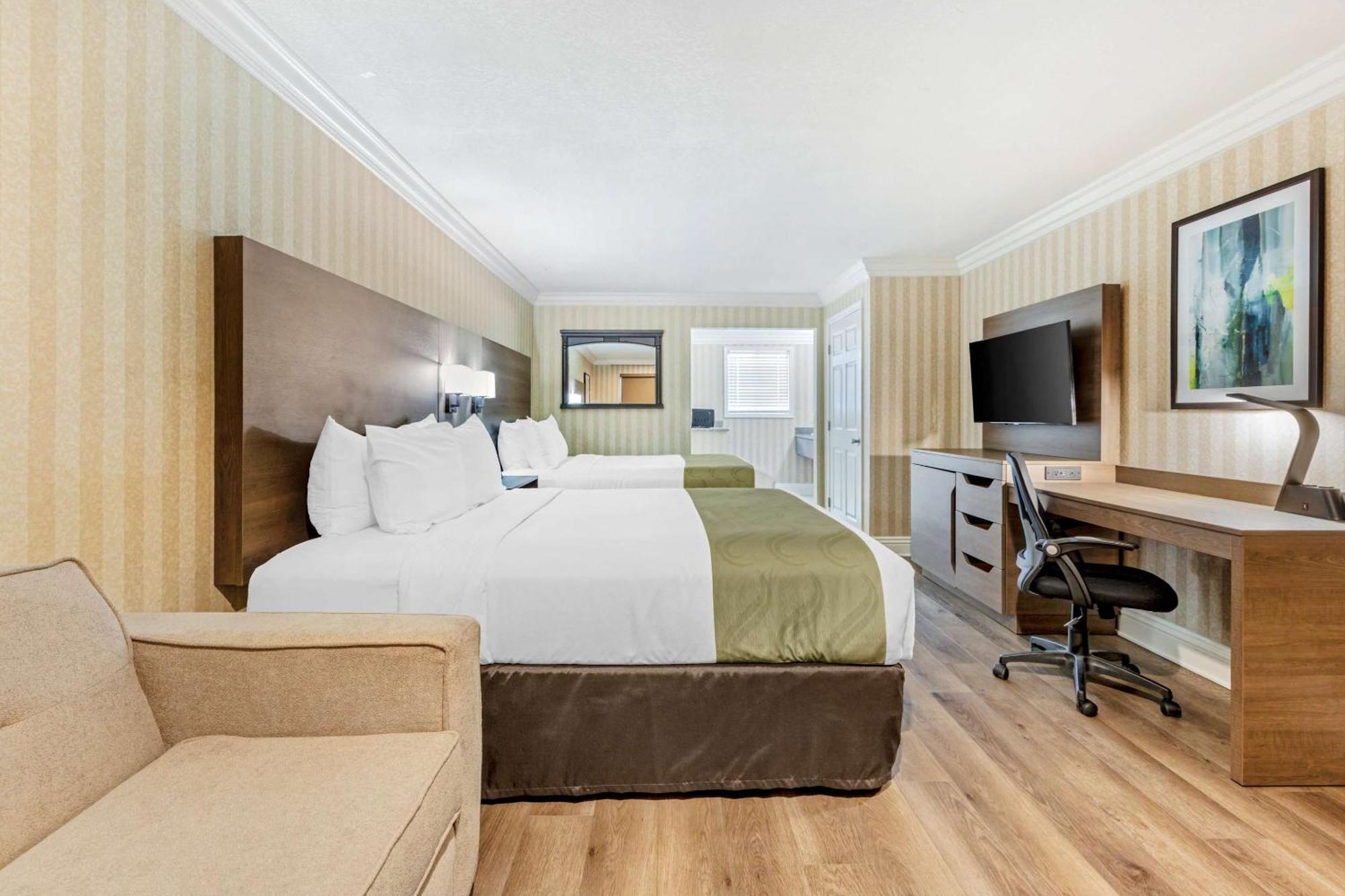 Quality Inn & Suites Anaheim Maingate Exterior foto